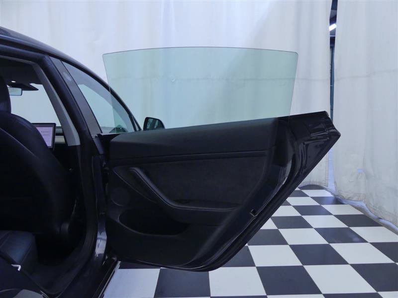 Used 2023 Tesla Model 3 Standard Range RWD image 32