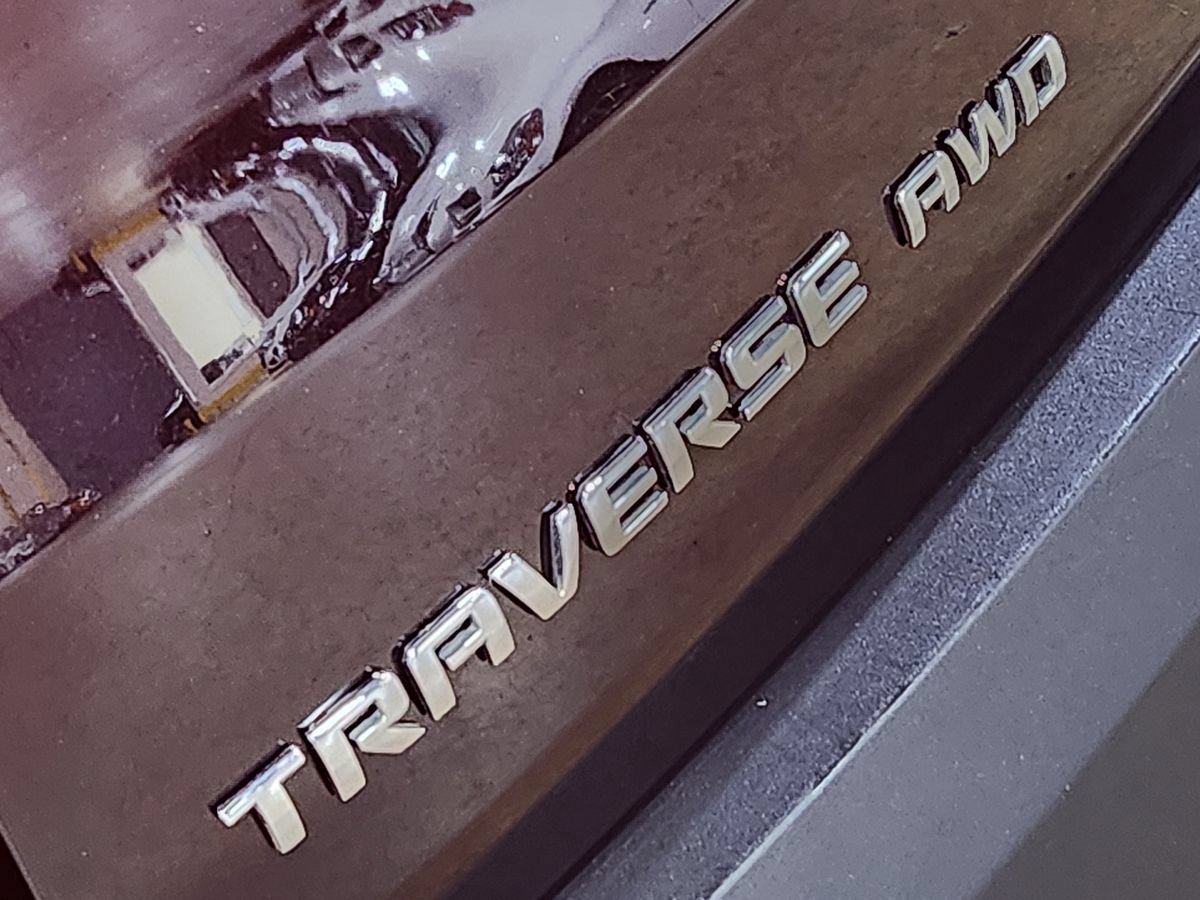 Used 2019 Chevrolet Traverse LT w/ LT Premium Package AWD/4WD image 25