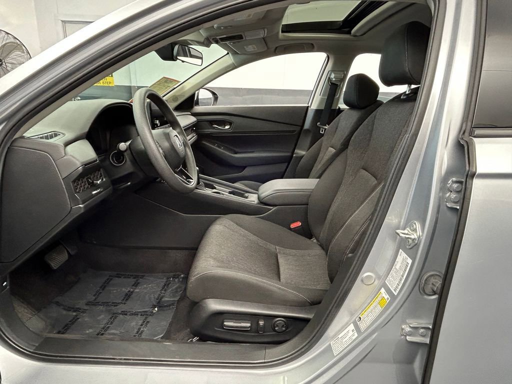 Used 2024 Honda Accord EX image 15