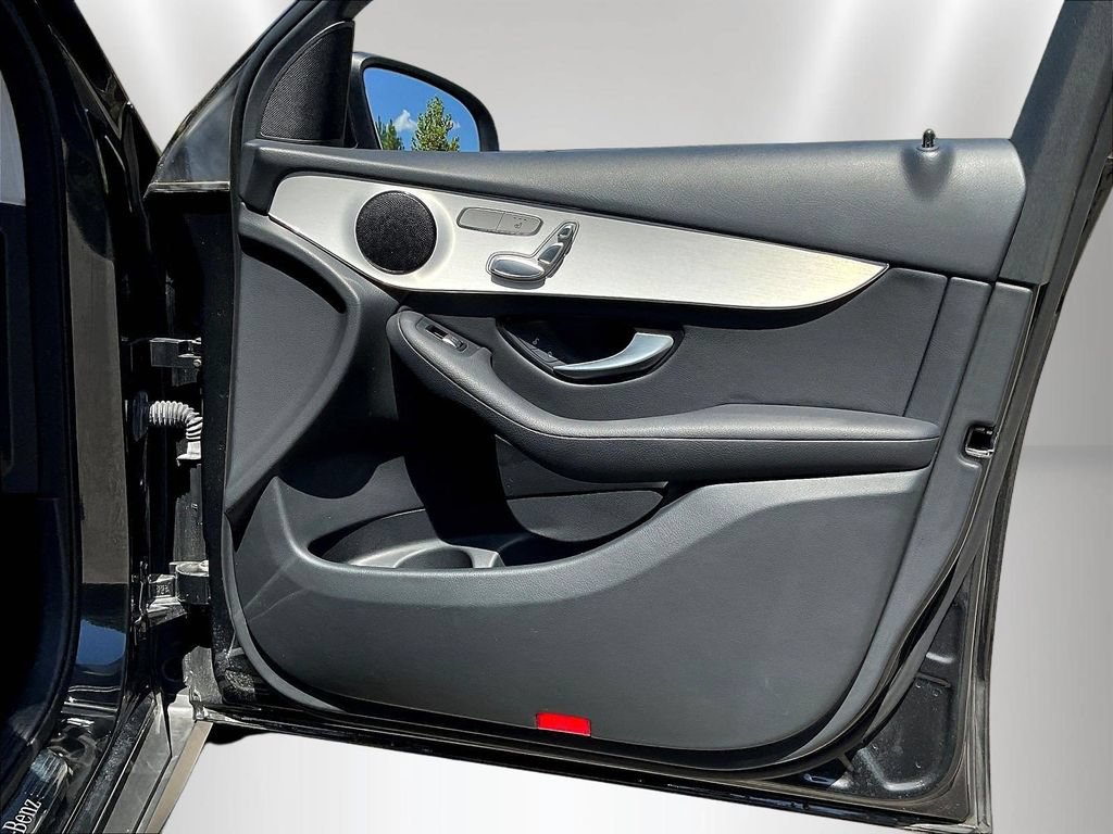 Certified 2022 Mercedes-Benz GLC 300 image 28