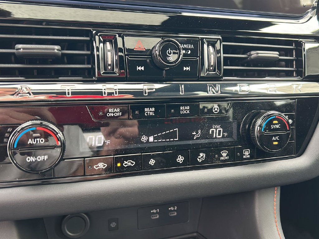 New 2026 Nissan Pathfinder Rock Creek AWD/4WD image 13
