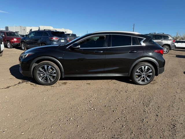 Used 2019 INFINITI QX30 Premium w/ Navigation Package image 2