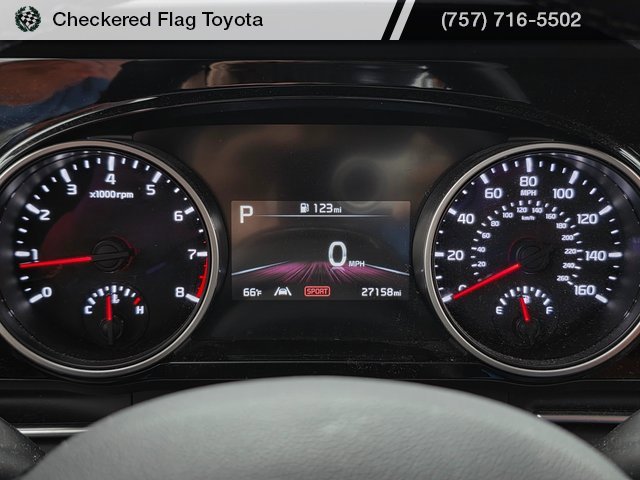 Used 2022 Kia Carnival SX w/ Paint Protection Package image 11