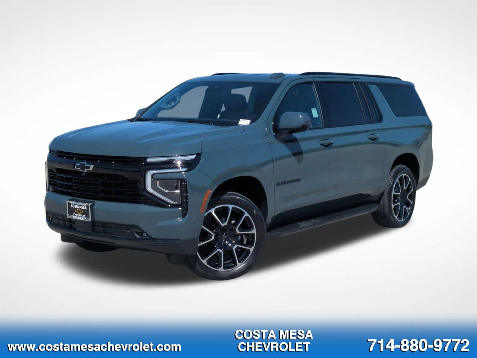 New 2026 Chevrolet Suburban RST w/ Comfort Package AWD/4WD image 1