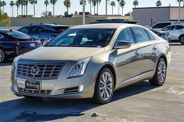 Used 2013 Cadillac XTS Luxury w/ Driver Awareness Package image 3