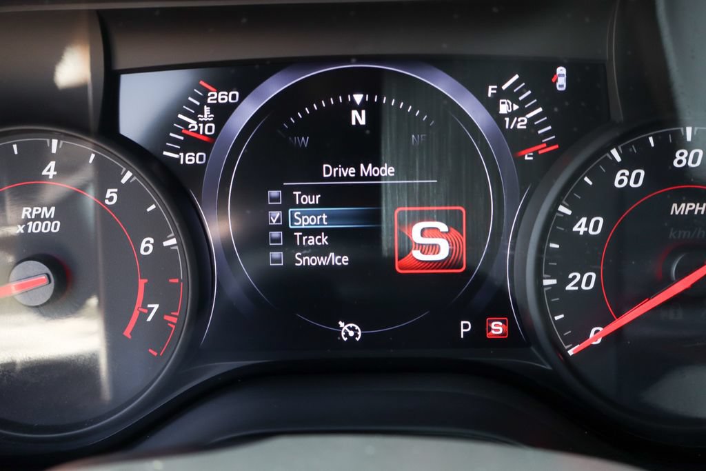 Used 2021 Chevrolet Camaro SS RWD image 26
