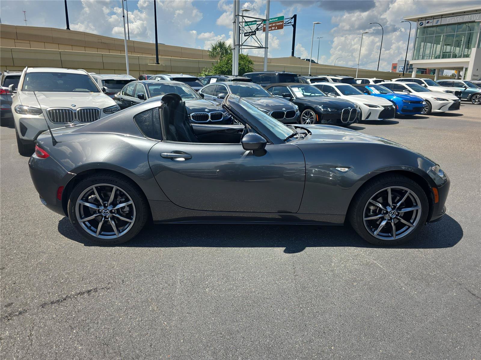 Used 2021 MAZDA MX-5 Miata RF Grand Touring RWD image 2