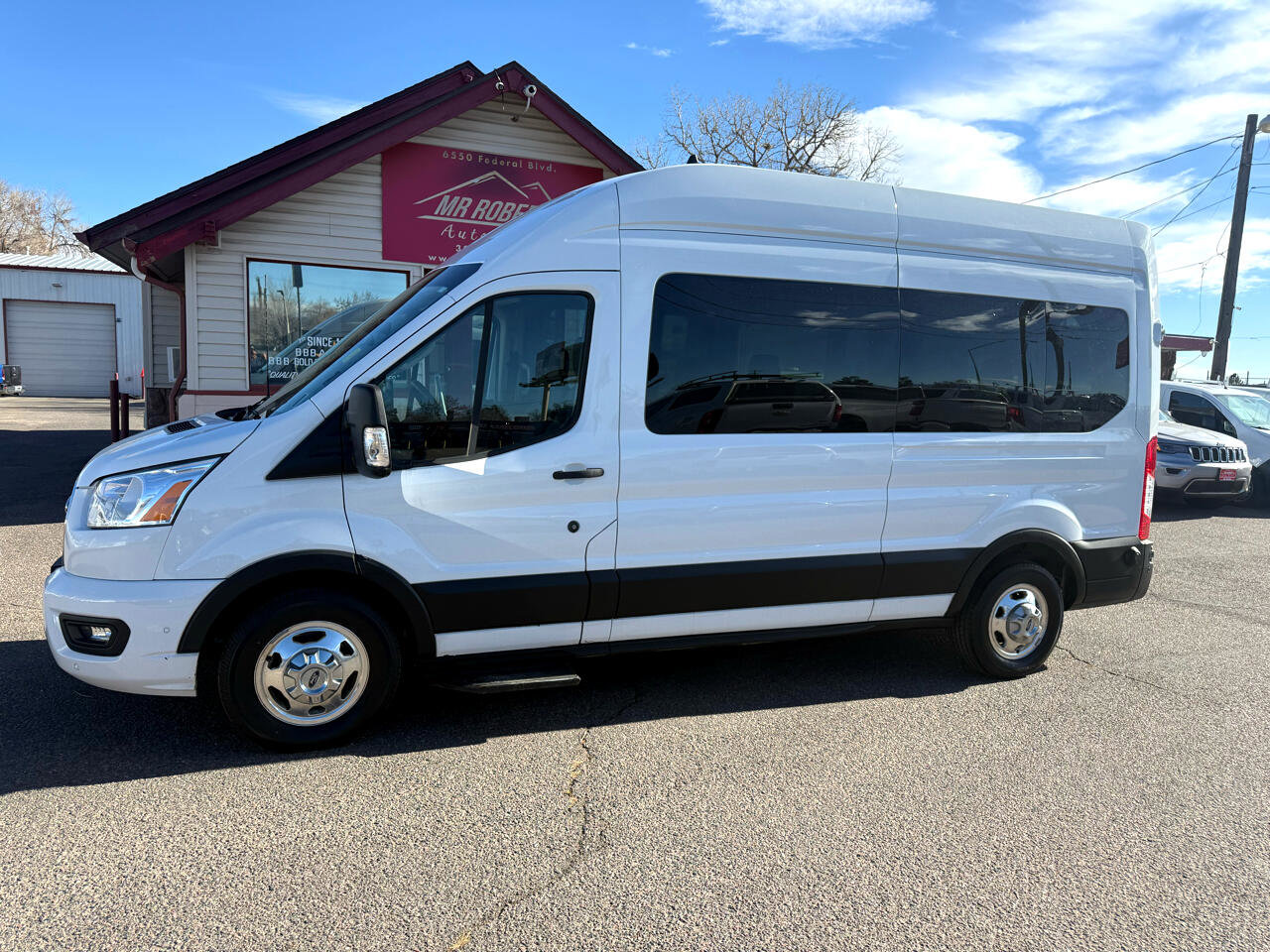 Used 2020 Ford Transit 350 XLT image 5