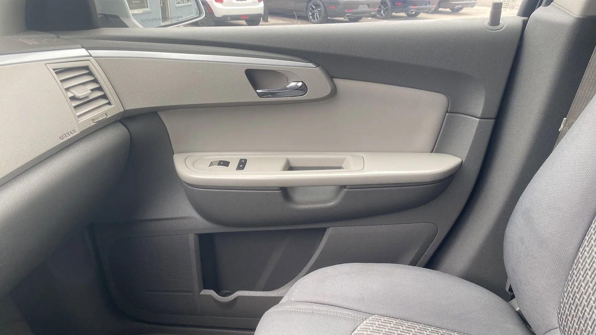 Used 2012 Chevrolet Traverse LT AWD/4WD image 12