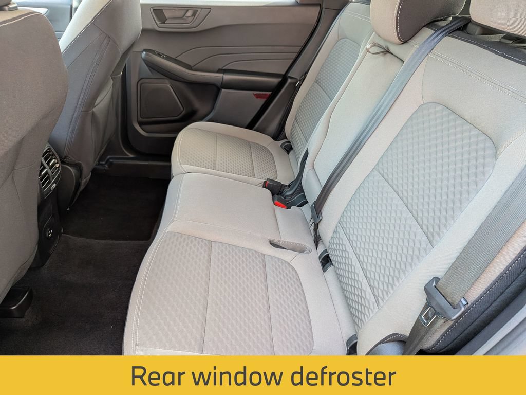 Used 2022 Ford Escape SE w/ SE Sport Appearance Package FWD image 27
