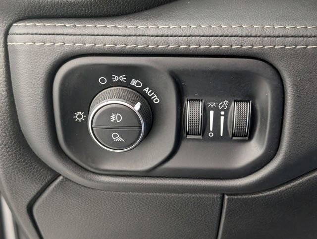 Used 2022 RAM 2500 Limited image 15