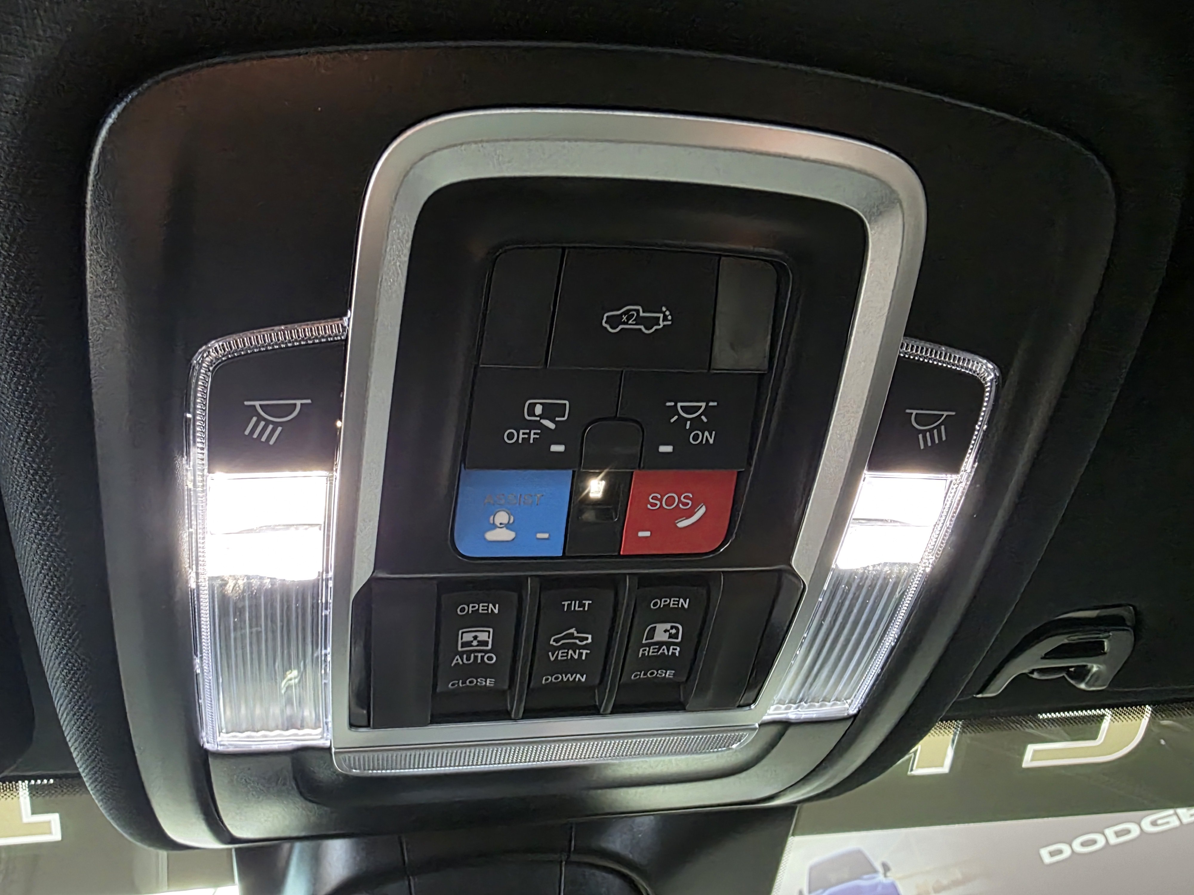 New 2026 RAM 2500 Laramie w/ Night Edition AWD/4WD image 16
