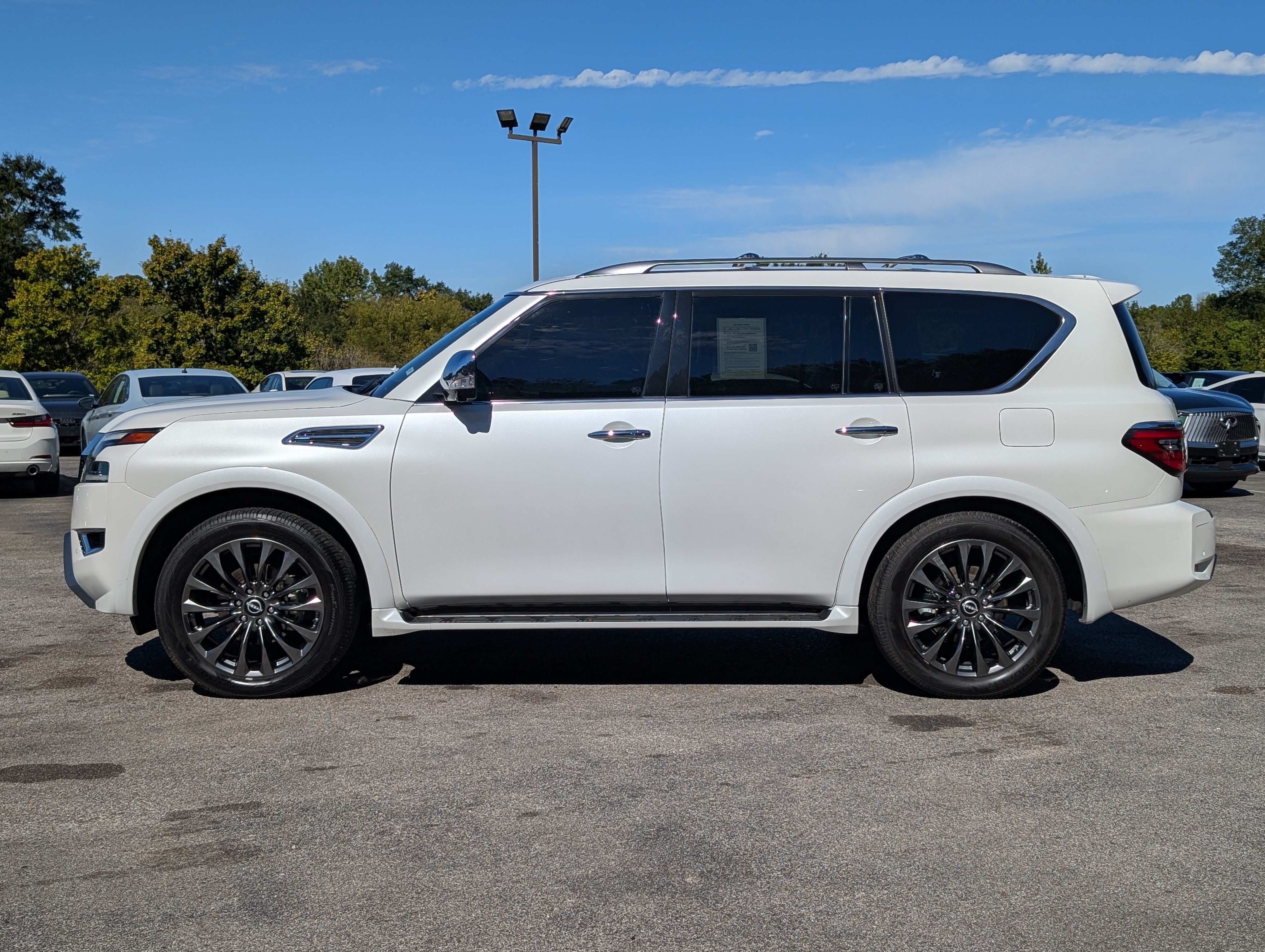Used 2023 Nissan Armada Platinum w/ Cargo Package AWD/4WD image 6