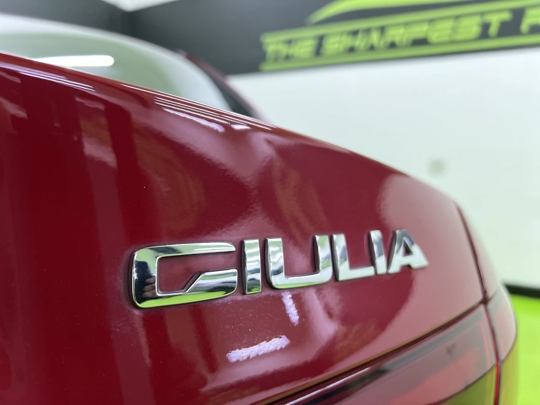 Used 2019 Alfa Romeo Giulia RWD image 13