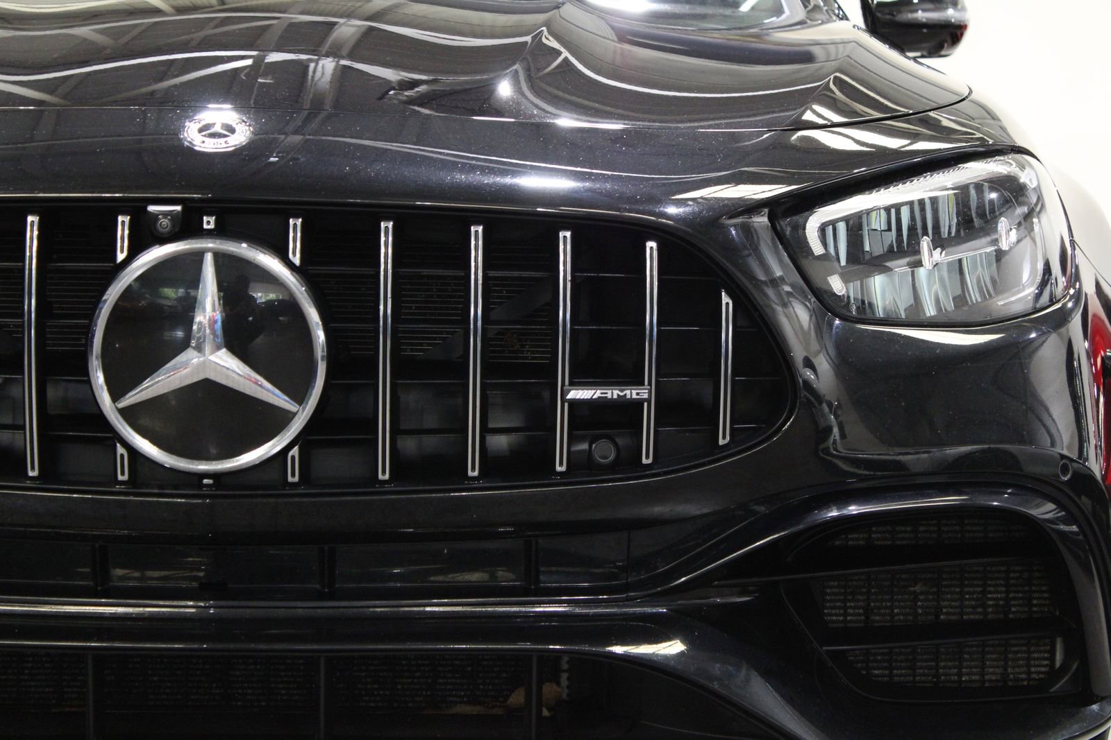 Used 2021 Mercedes-Benz E 63 AMG S image 9