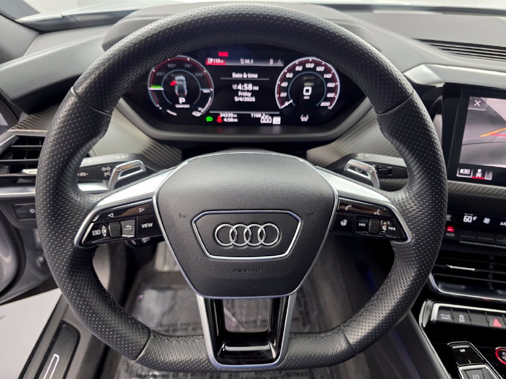 Used 2022 Audi e-tron GT Prestige AWD/4WD image 18