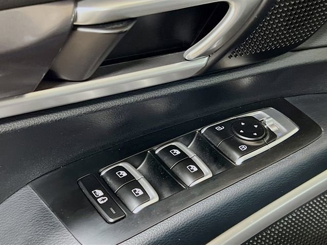 Used 2024 Kia Telluride S w/ S Sunroof Package image 18
