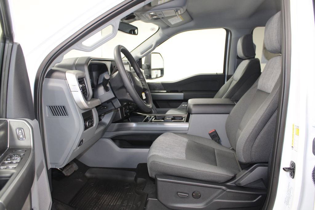 New 2026 Ford F250 XLT w/ XLT Premium Package image 25