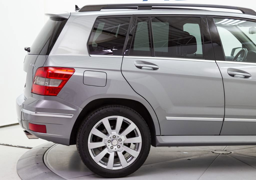 Used 2012 Mercedes-Benz GLK 350 4MATIC image 16