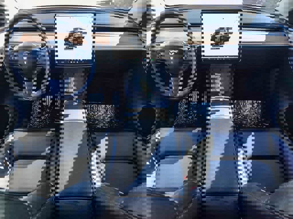 Used 2023 Tesla Model Y Performance image 11