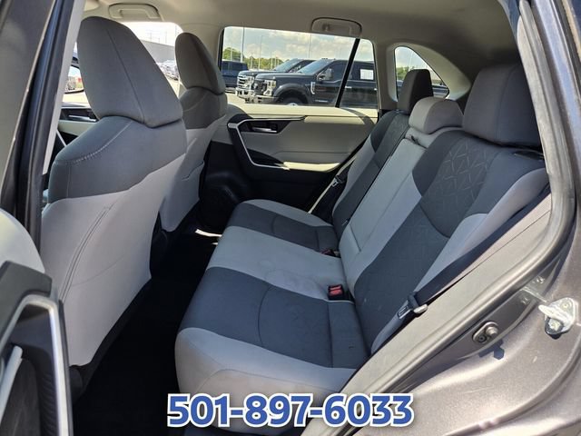 Used 2021 Toyota RAV4 XLE FWD image 10