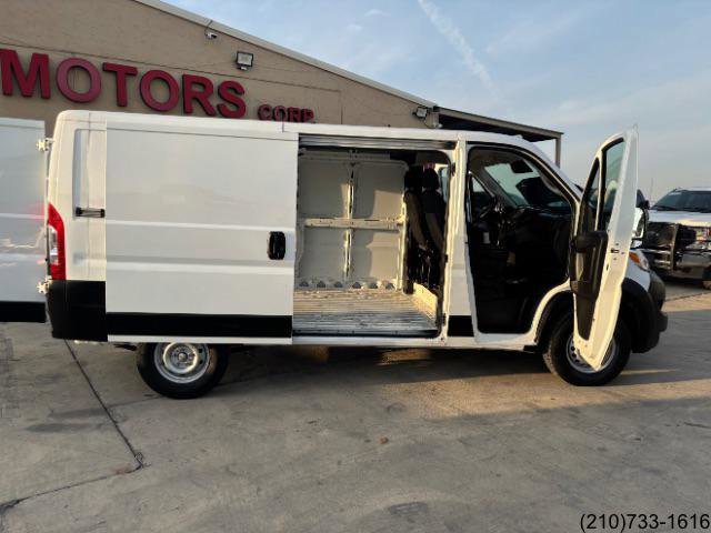 Used 2023 RAM ProMaster 2500 image 23