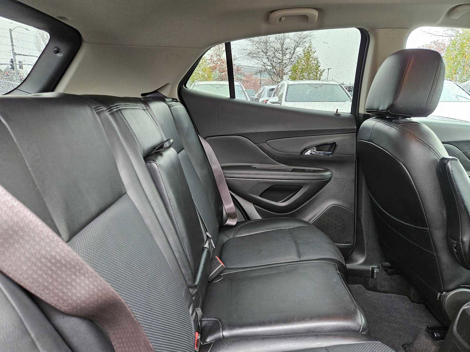 Used 2018 Buick Encore Preferred image 15