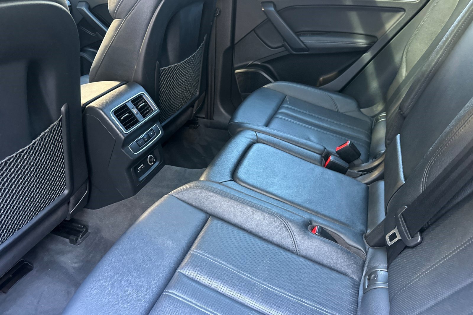 Used 2019 Audi SQ5 Premium Plus w/ Premium Plus Package image 27