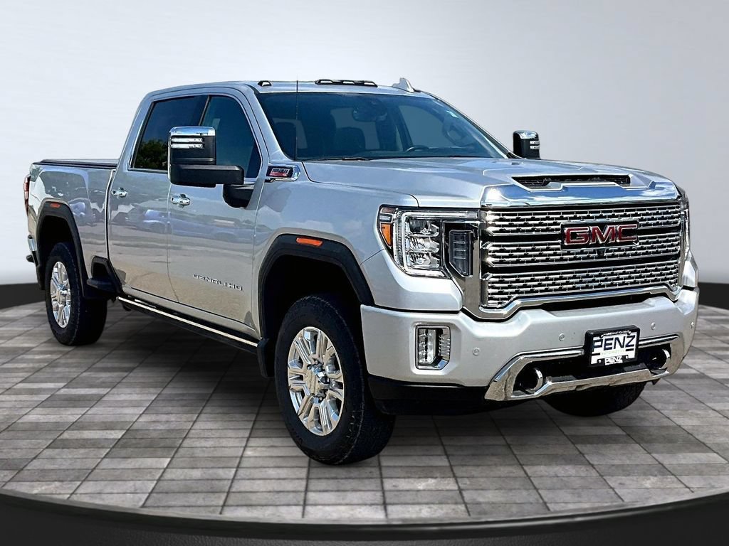Used 2022 GMC Sierra 3500 Denali w/ Denali Ultimate Package AWD/4WD image 3