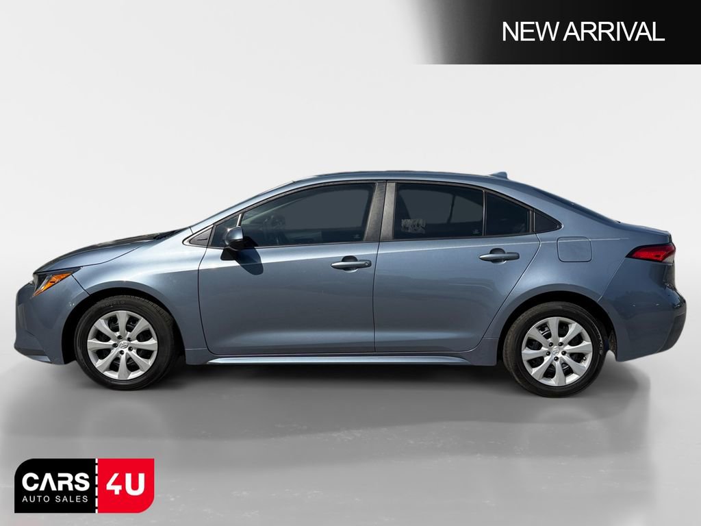 Used 2023 Toyota Corolla LE FWD image 2