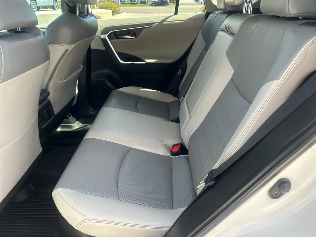 Certified 2022 Toyota RAV4 Limited AWD/4WD image 29