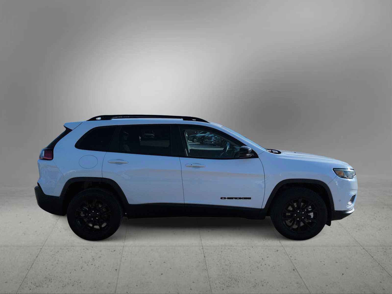 Used 2023 Jeep Cherokee Altitude Lux image 9