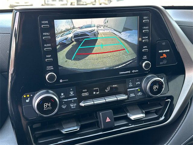 Certified 2022 Toyota Highlander XLE image 31