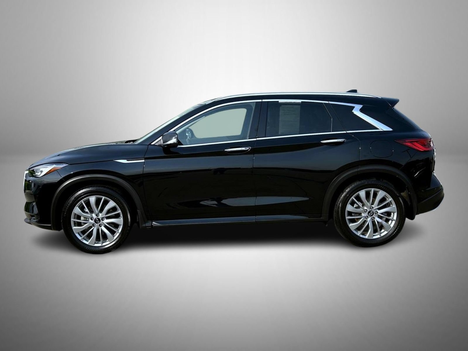 Certified 2025 INFINITI QX50 Luxe AWD/4WD image 8