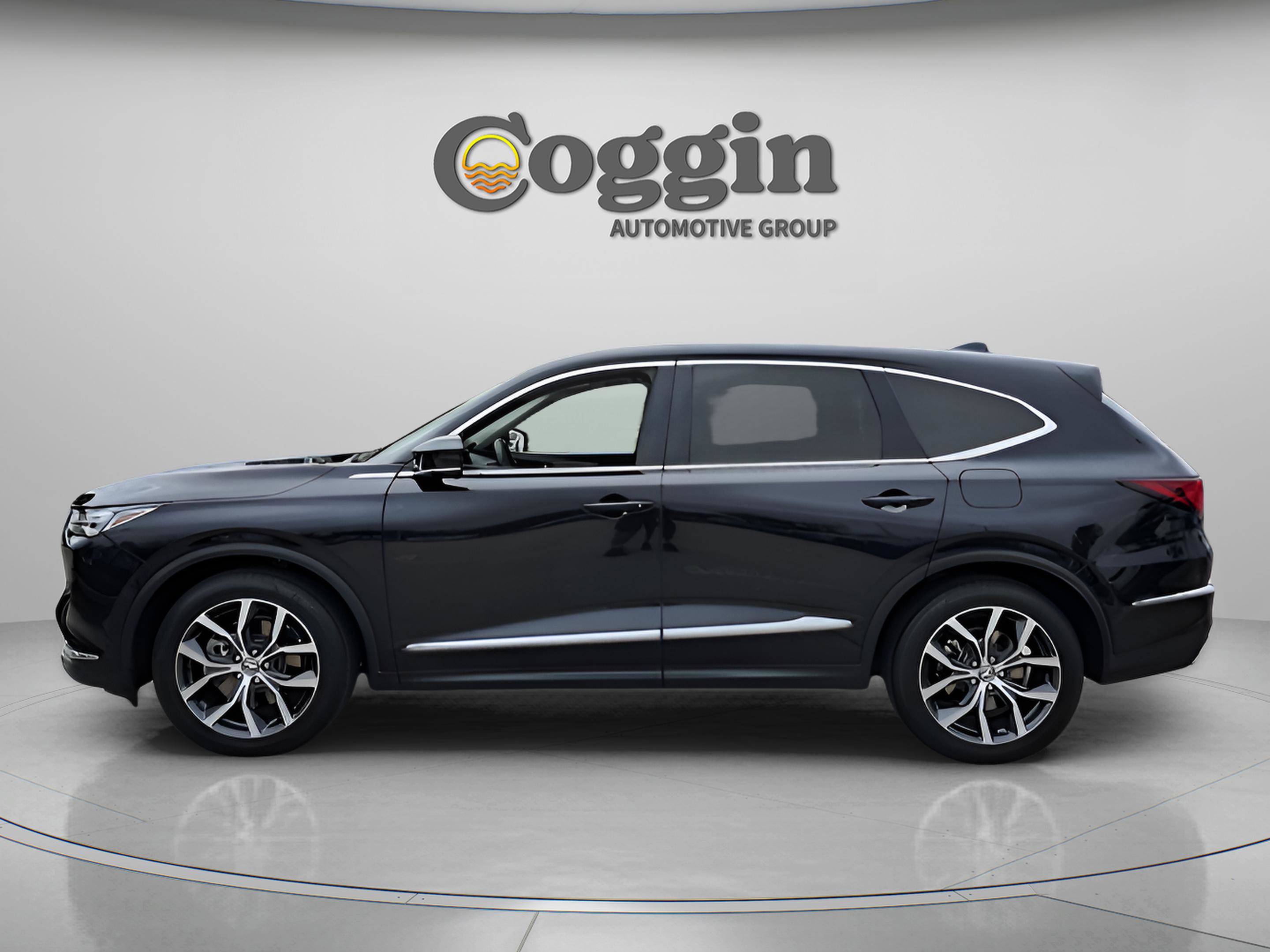 Certified 2023 Acura MDX SH-AWD w/ Technology Package image 2