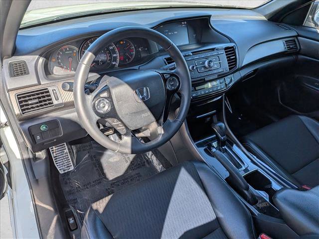 Used 2016 Honda Accord Sport image 10