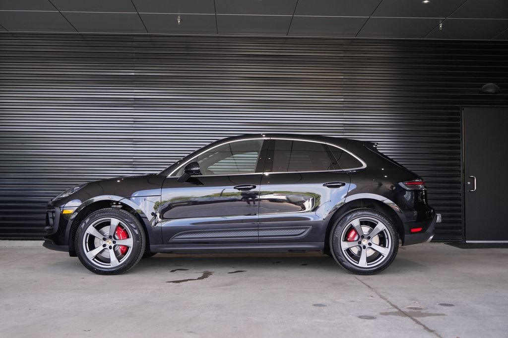 New 2026 Porsche Macan S AWD/4WD image 4
