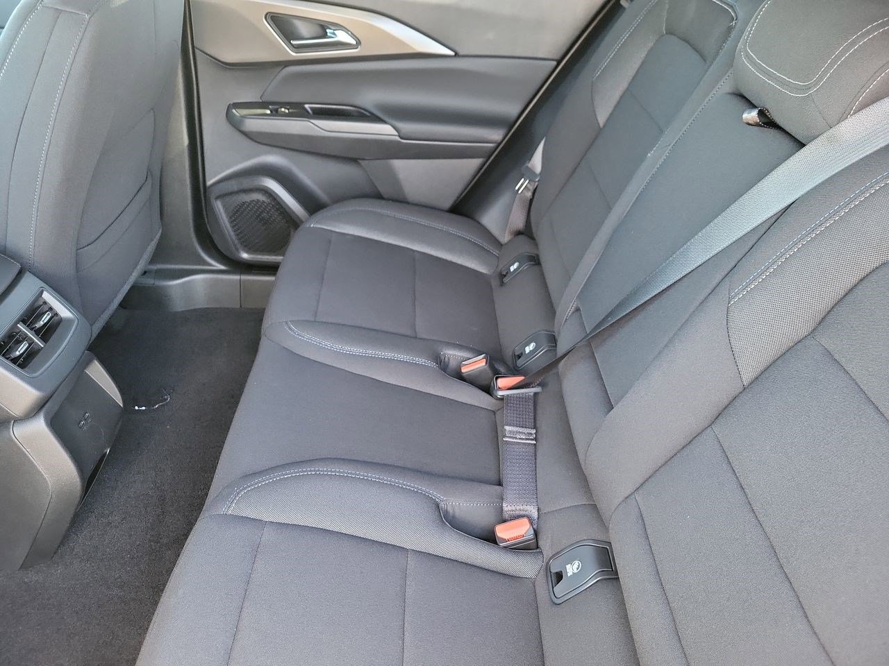 New 2026 Chevrolet Equinox EV LT w/ LPO, Tech Bronze Package image 26