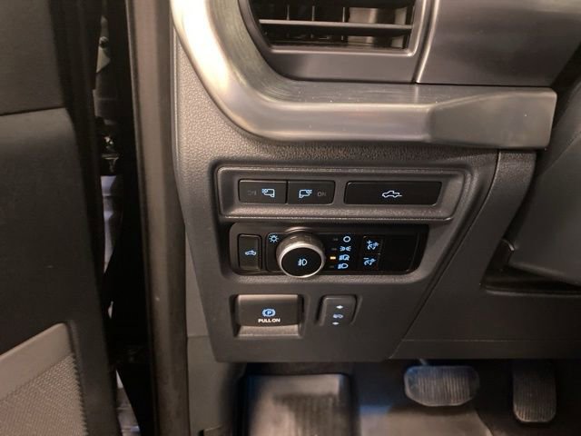 Used 2023 Ford F150 Lariat w/ Equipment Group 502A High AWD/4WD image 20