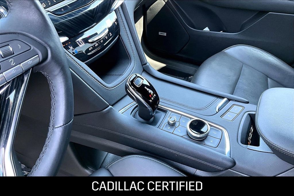 Certified 2024 Cadillac XT6 Premium Luxury w/ LPO, Floor Liner Package AWD/4WD image 15