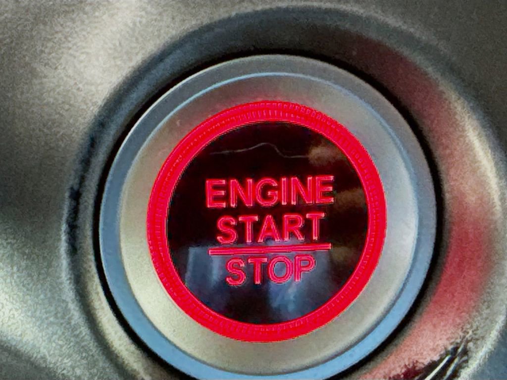 Used 2018 Honda Pilot LX image 19