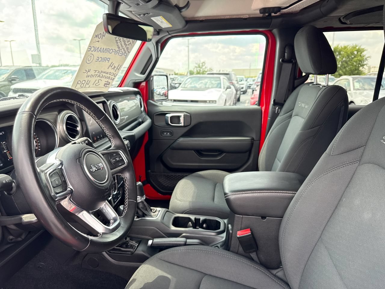 Used 2022 Jeep Wrangler Unlimited Sahara AWD/4WD image 11