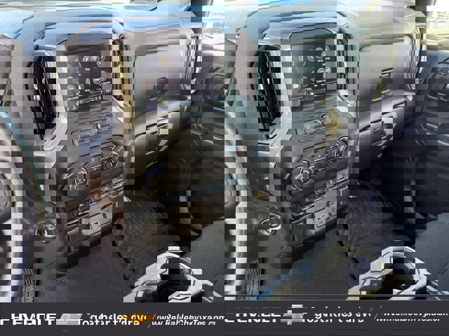 Used 2023 Chevrolet Silverado 1500 Custom image 18