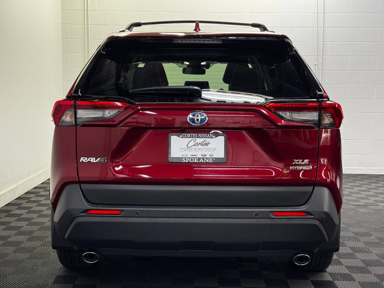 Used 2024 Toyota RAV4 XLE Premium w/ Weather Package AWD/4WD image 6