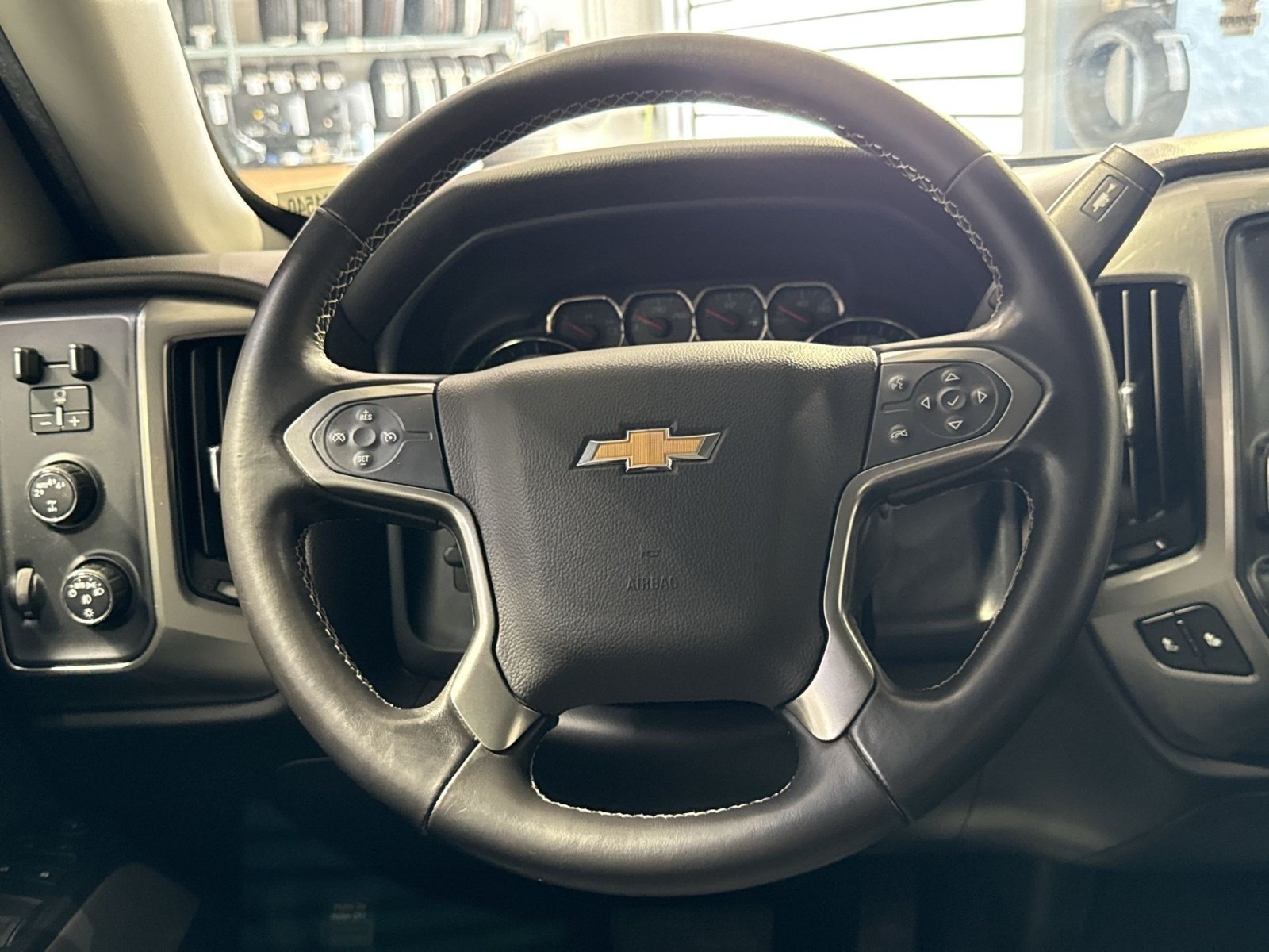 Used 2019 Chevrolet Silverado 1500 LT w/ All Star Edition AWD/4WD image 28