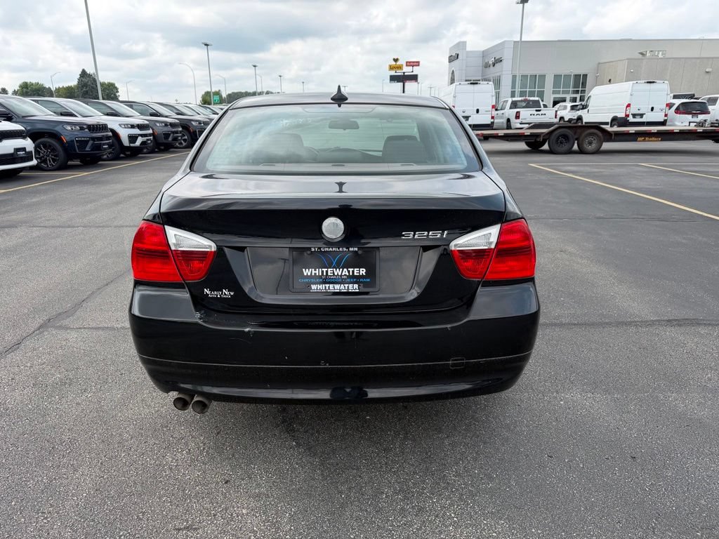 Used 2006 BMW 325i Sedan RWD image 18