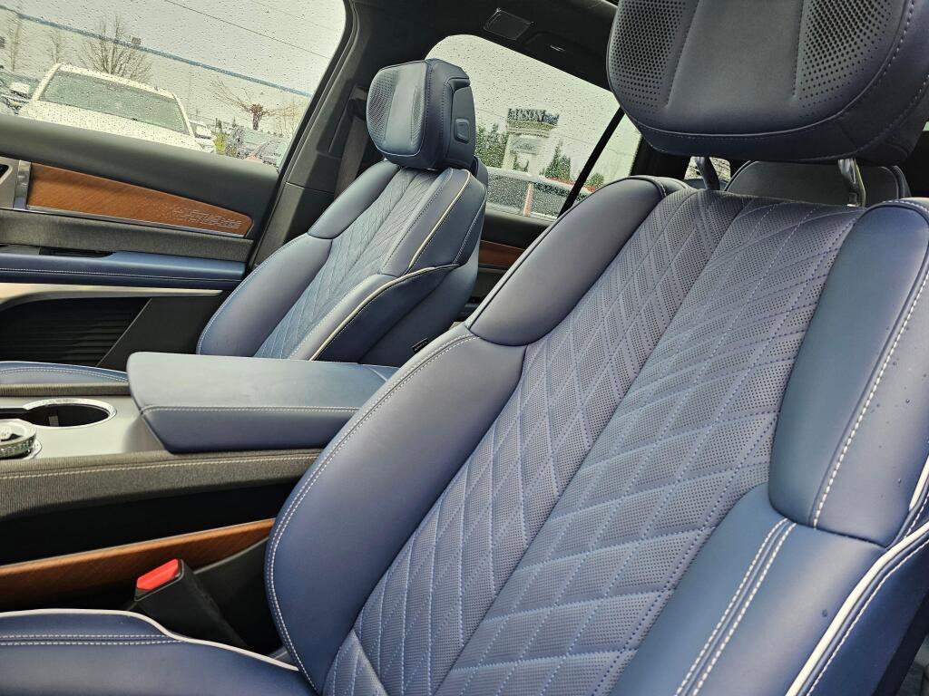 New 2026 Cadillac Vistiq Premium Luxury image 29