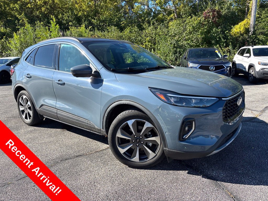 Used 2023 Ford Escape Platinum w/ Premium Technology Package