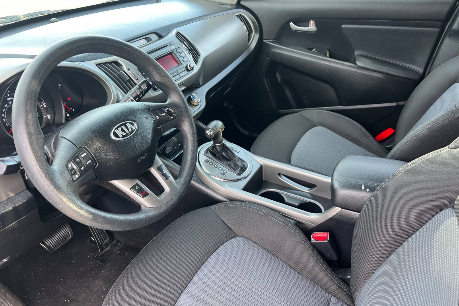 Used 2014 Kia Sportage LX image 7