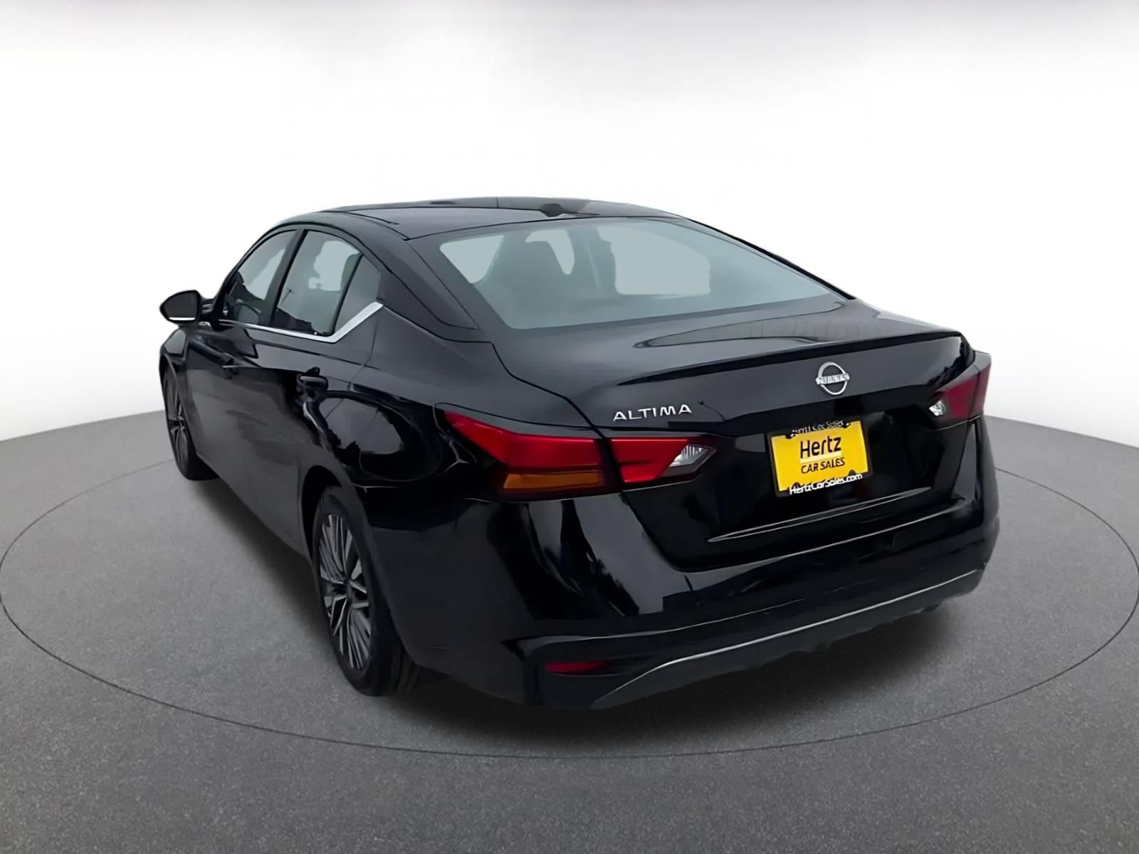 Used 2026 Nissan Altima 2.5 SV FWD image 9